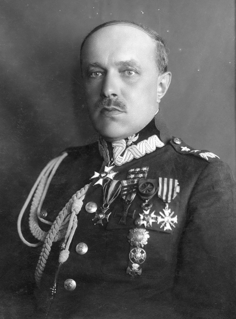 Leon Berbecki w mundurze generała dywizji, lata 20. XX wieku / Narodowe Archiwum Cyfrowe