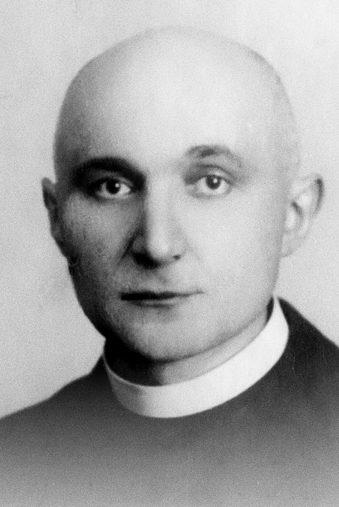 Zdjęcie portretowe ks. Antoniego Korczoka, lata 30. XX w. / Zbiory Teresy Wojak