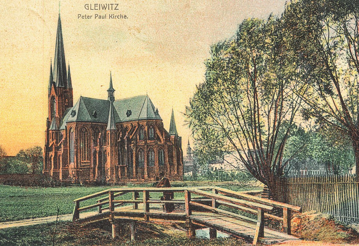 Kościół pw. Świętych Apostołów Piotra i Pawła w Gliwicach / Muzeum w Gliwicach